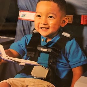 KIDS FLY SAFE CARES Airplane Safety Harness